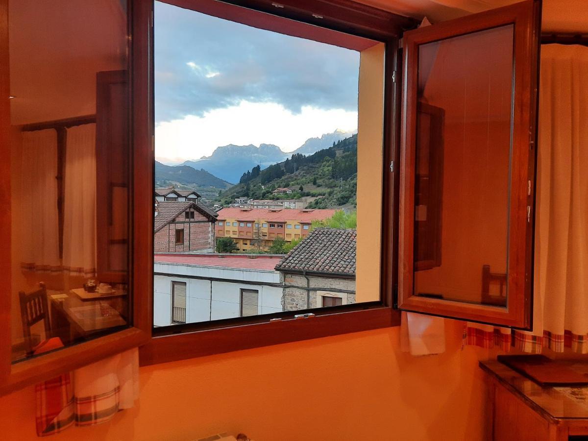 Hosteria Picos De Europa Potes Esterno foto