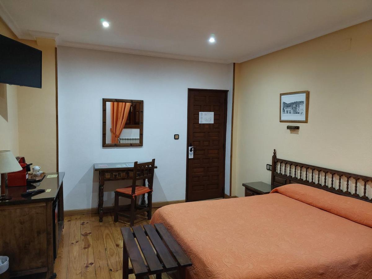 Hosteria Picos De Europa Potes Esterno foto