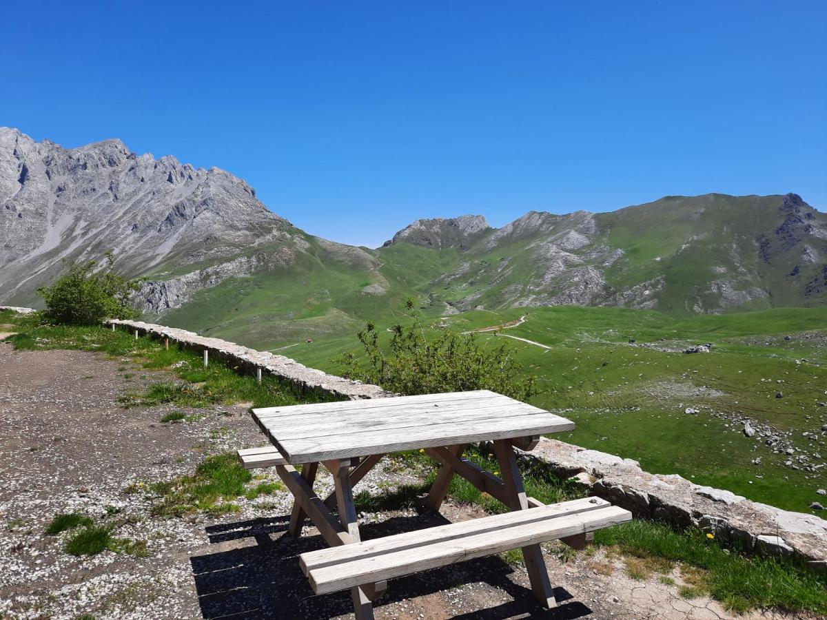 Hosteria Picos De Europa Potes Esterno foto